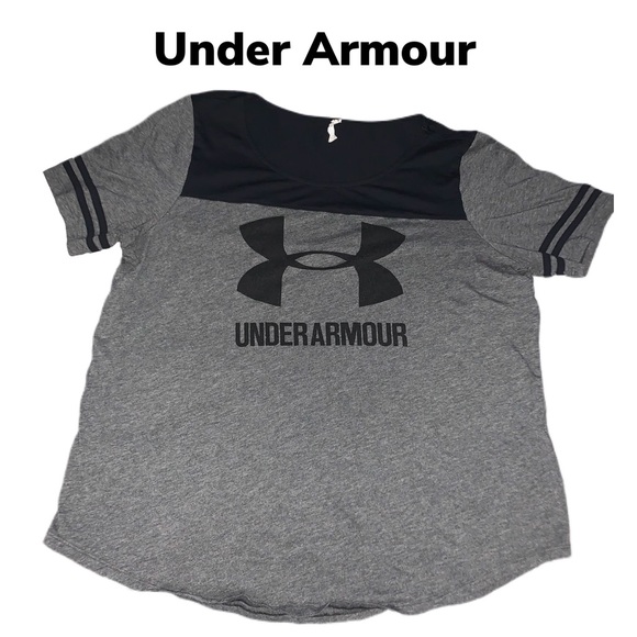 Under Armour Tops - EUC👚💐🌸Under Armour T-Shirt🌸
